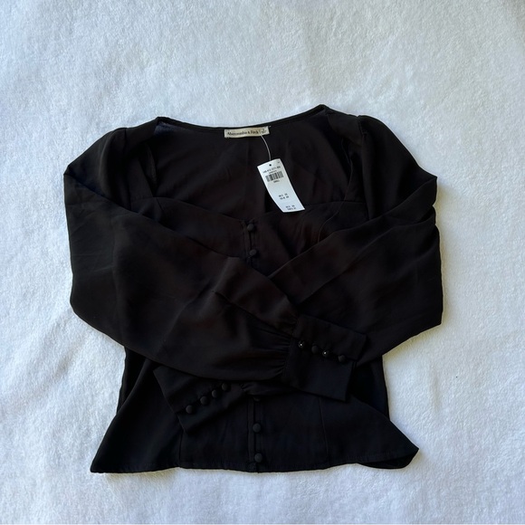 NWT Abercrombie Long Sleeve Blouse - Picture 5 of 9